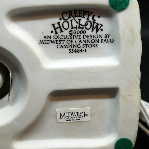 New in box Creepy Hollow "Camping Store" lighted figurine - Picture 10 of 10